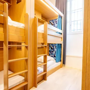  Hostal The People -